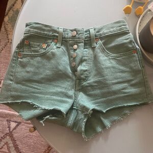 LEVIS 501 SHORTS GREEN SZ 25